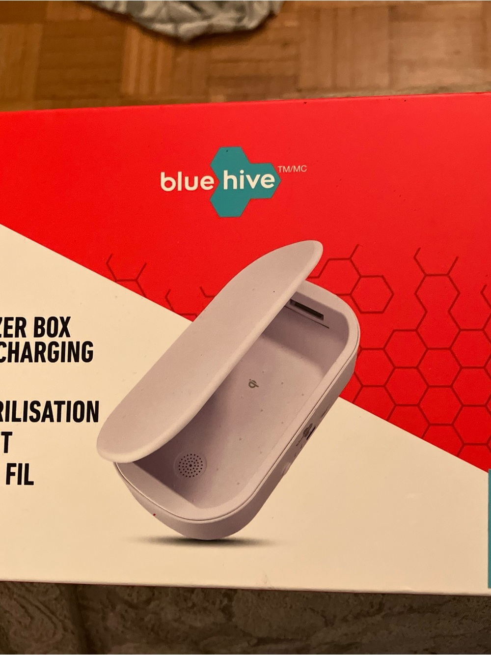 White UV Sterilizer & Wireless Charging Case